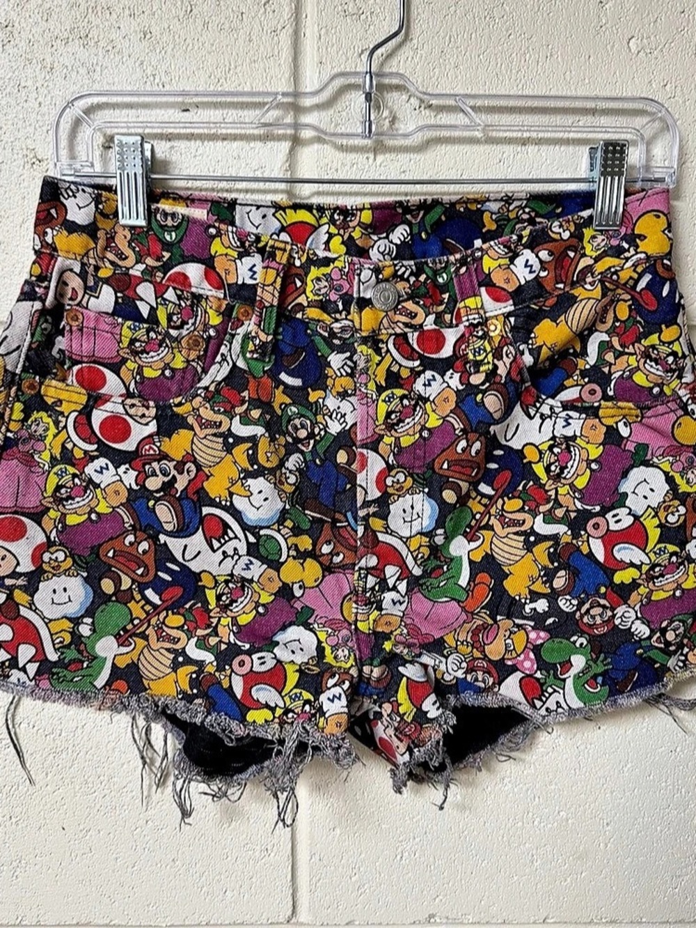 Levi's Super Mario x Levi's Graphic Jean Shorts Waist 28” 501 style